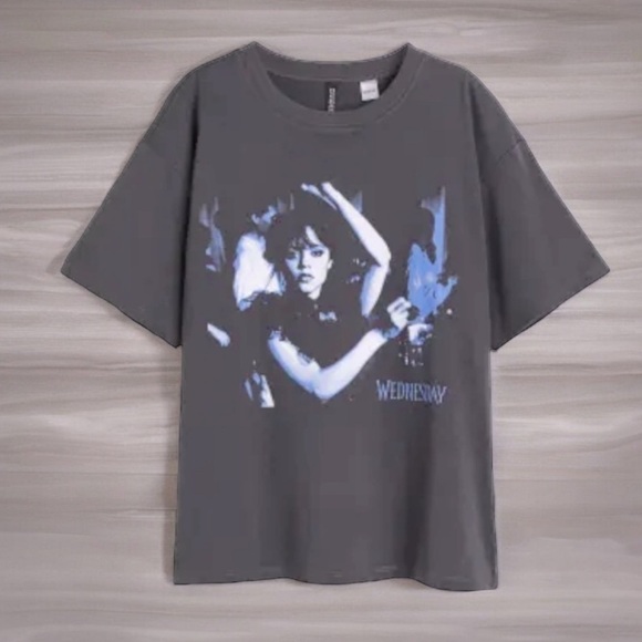 Divided Tops - Jenna Ortega Wednesday T-Shirt